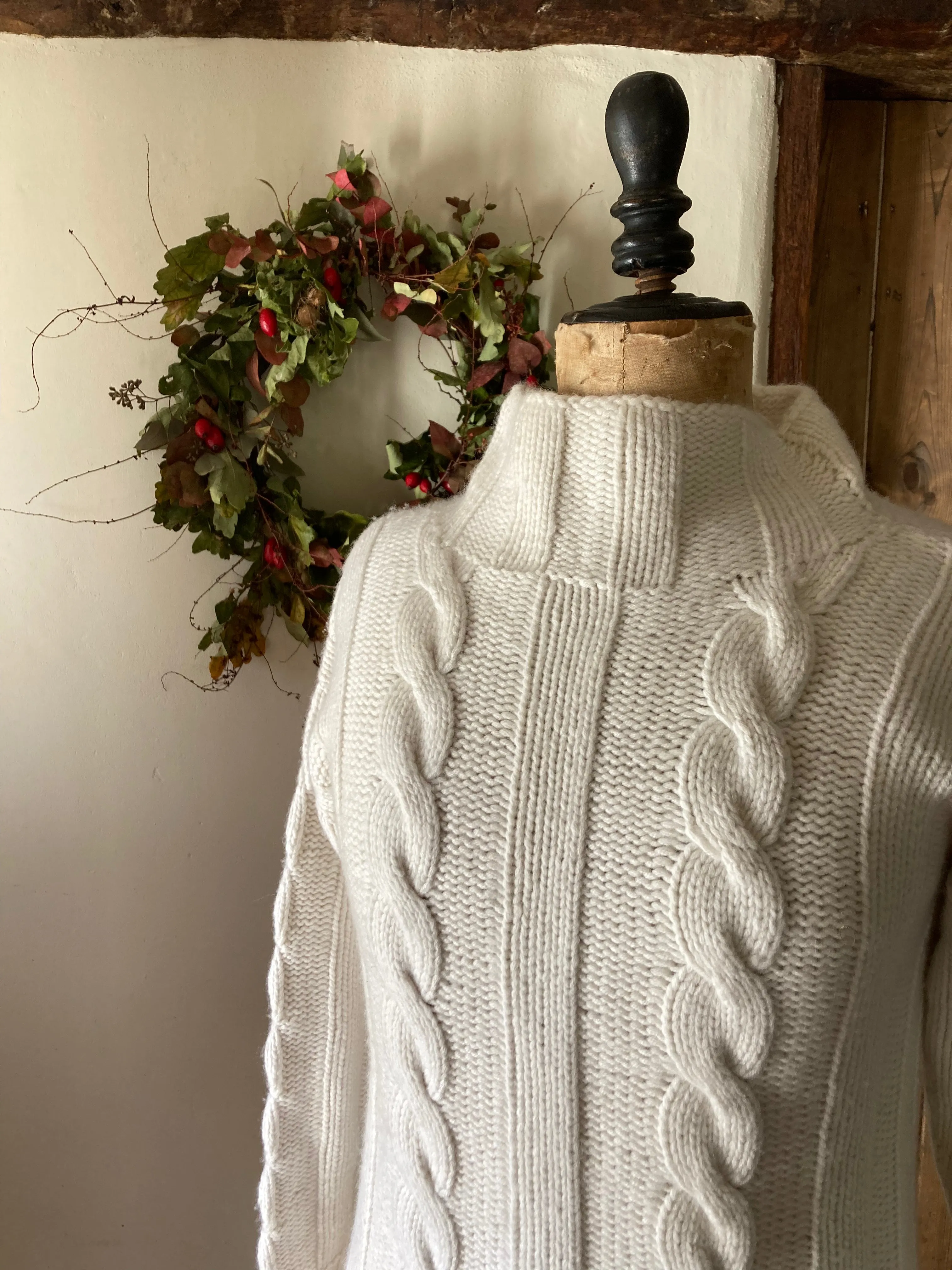 Cable Knit Cashmere Jumper
