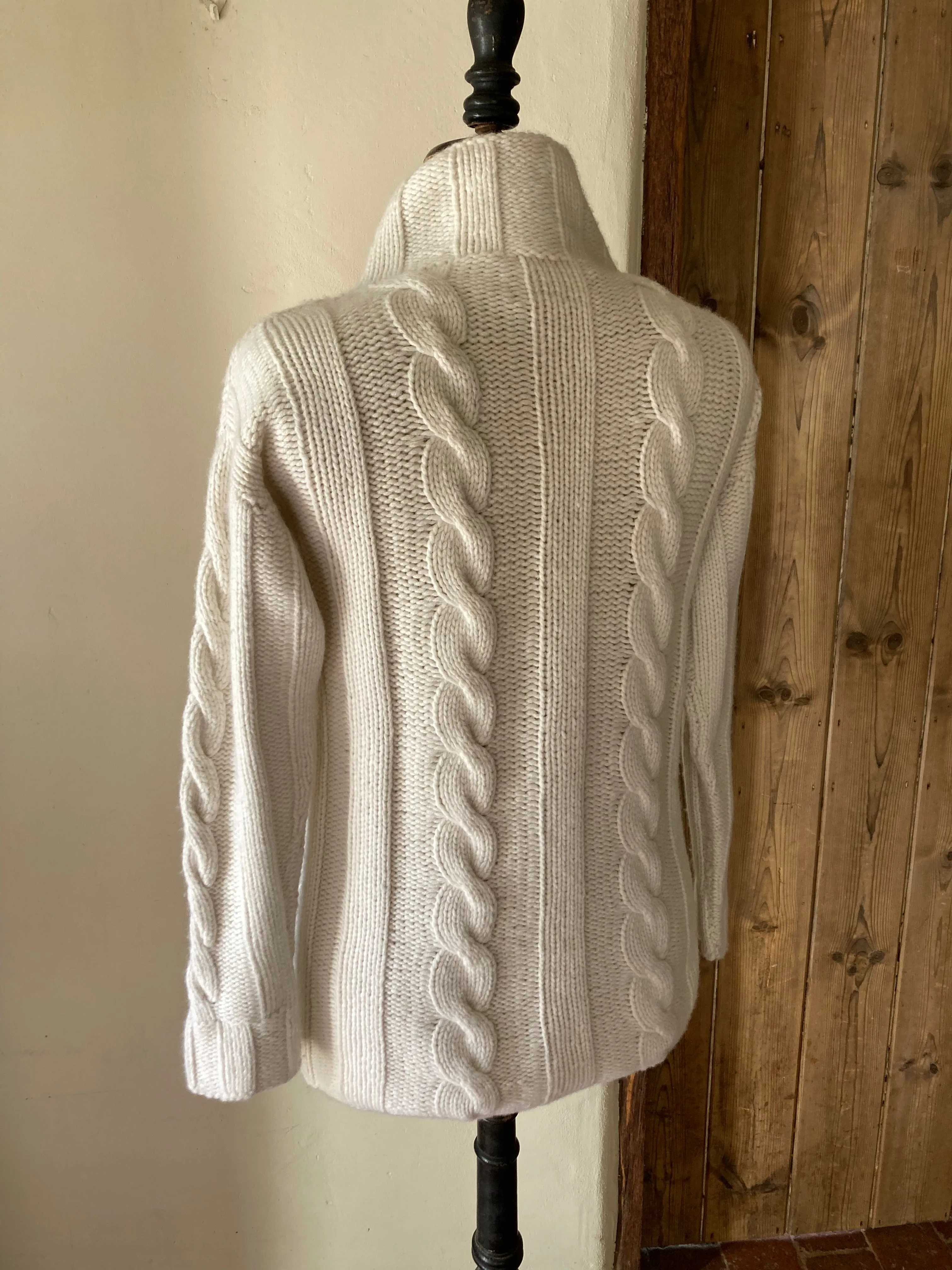 Cable Knit Cashmere Jumper