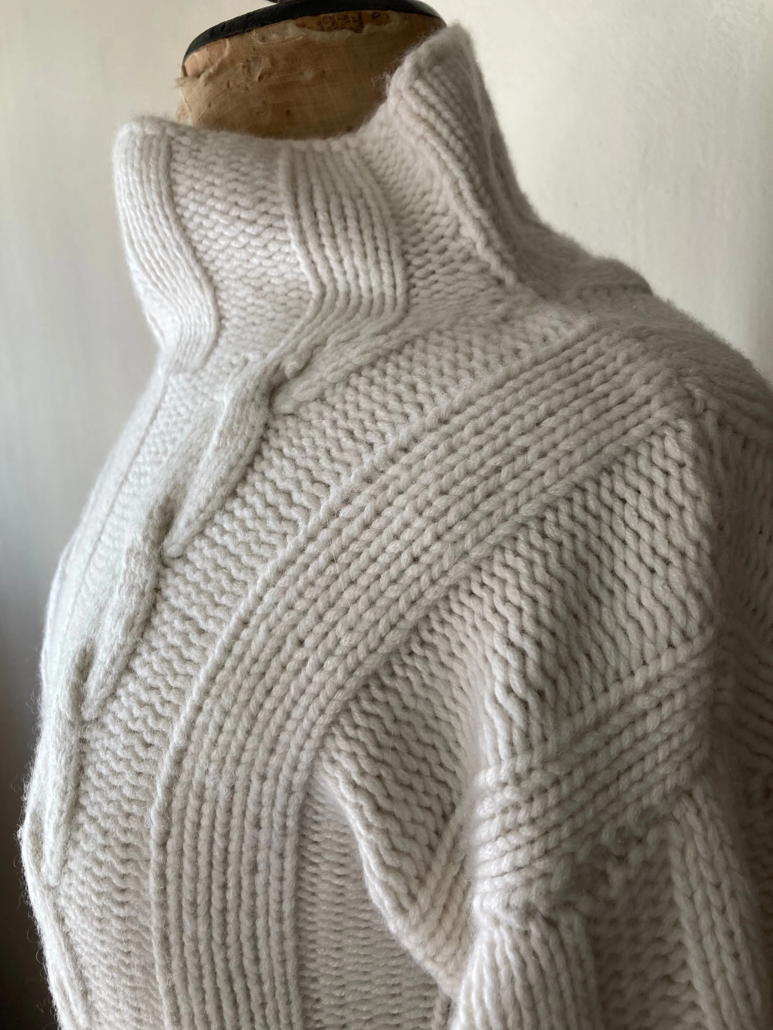 Cable Knit Cashmere Jumper