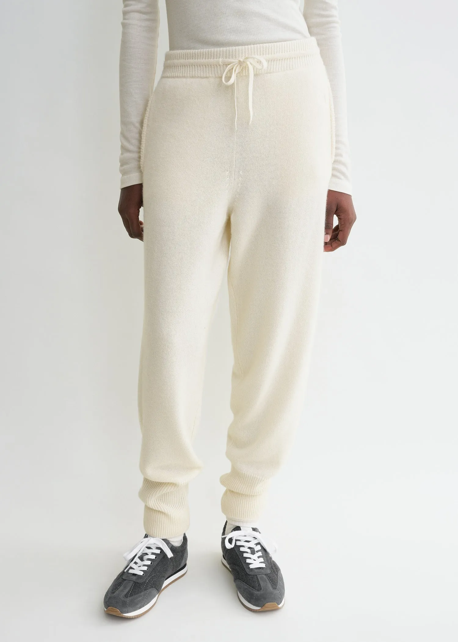 Drawstring cashmere sweatpants winter white
