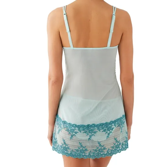EMBRACE LACE CHEMISE