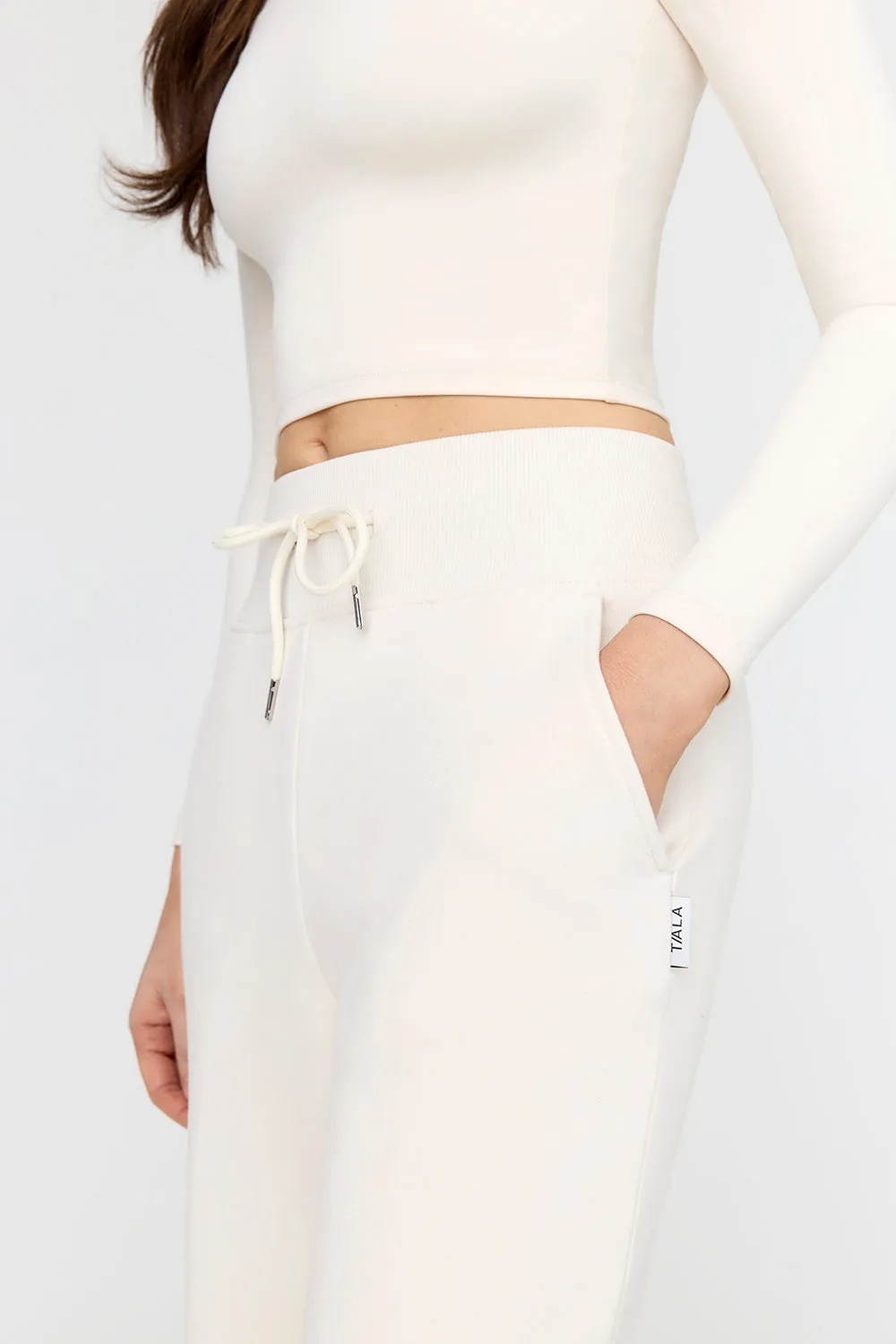 EVERYDAY WIDE LEG JOGGER - MILK
