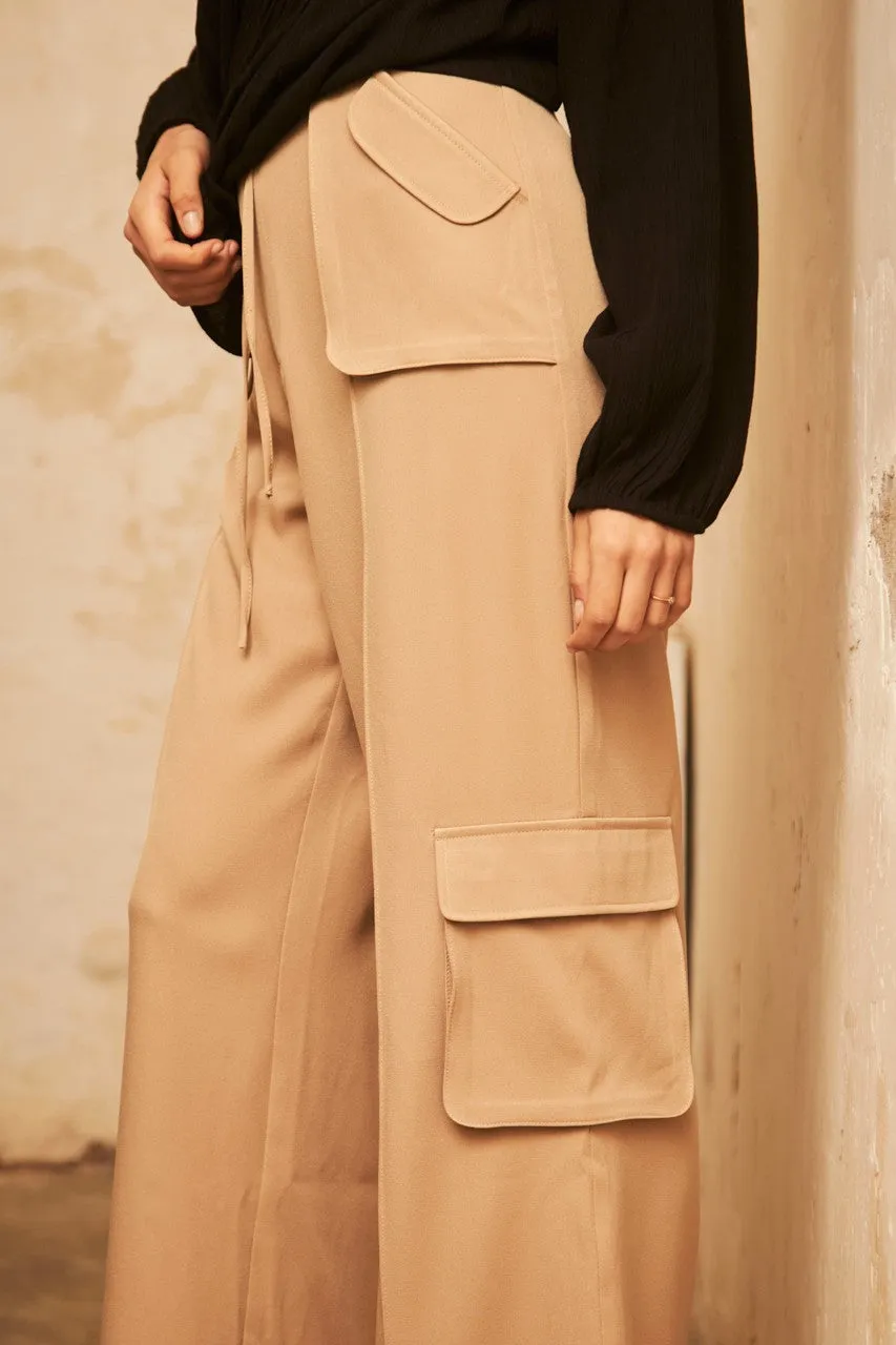 FLOWY CARGO PANTS