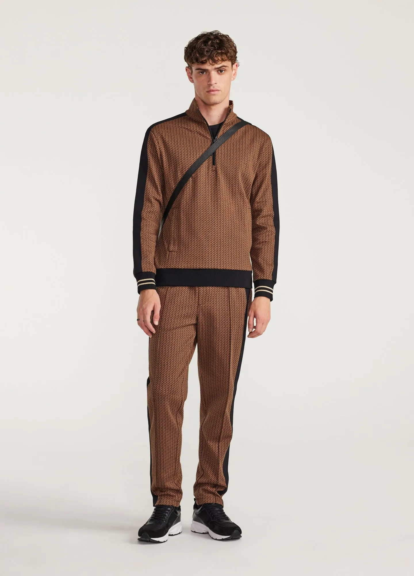 Jacquard Half Zip Sweatshirt Caramel