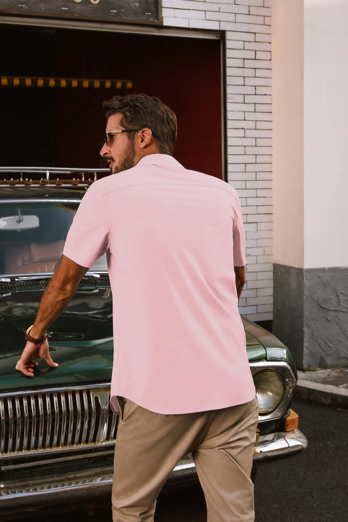 Men Classic Collar Shirt Casual Short Sleeve Curved Hem Button-up Tops