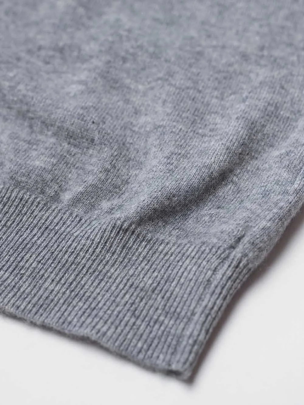 Men's 100% Mongolian Cashmere  V Neck Sweater