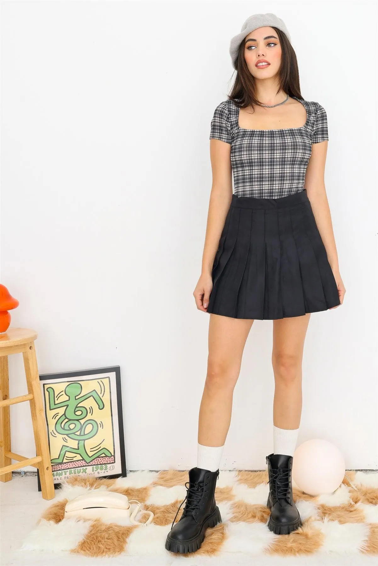 Plaid Short Sleeve Square Neck Fitted Bodysuit /3-2-1