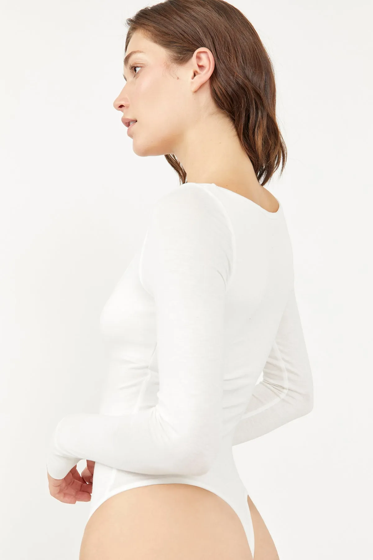 SETTLE IN SCOOP NECK BODYSUIT
