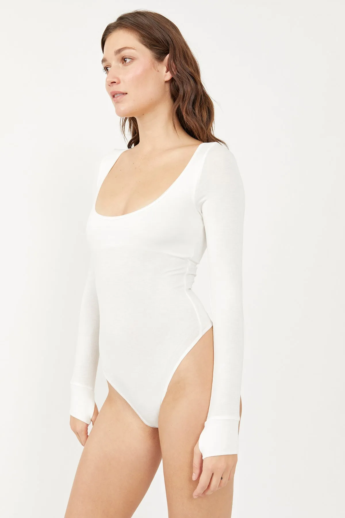 SETTLE IN SCOOP NECK BODYSUIT