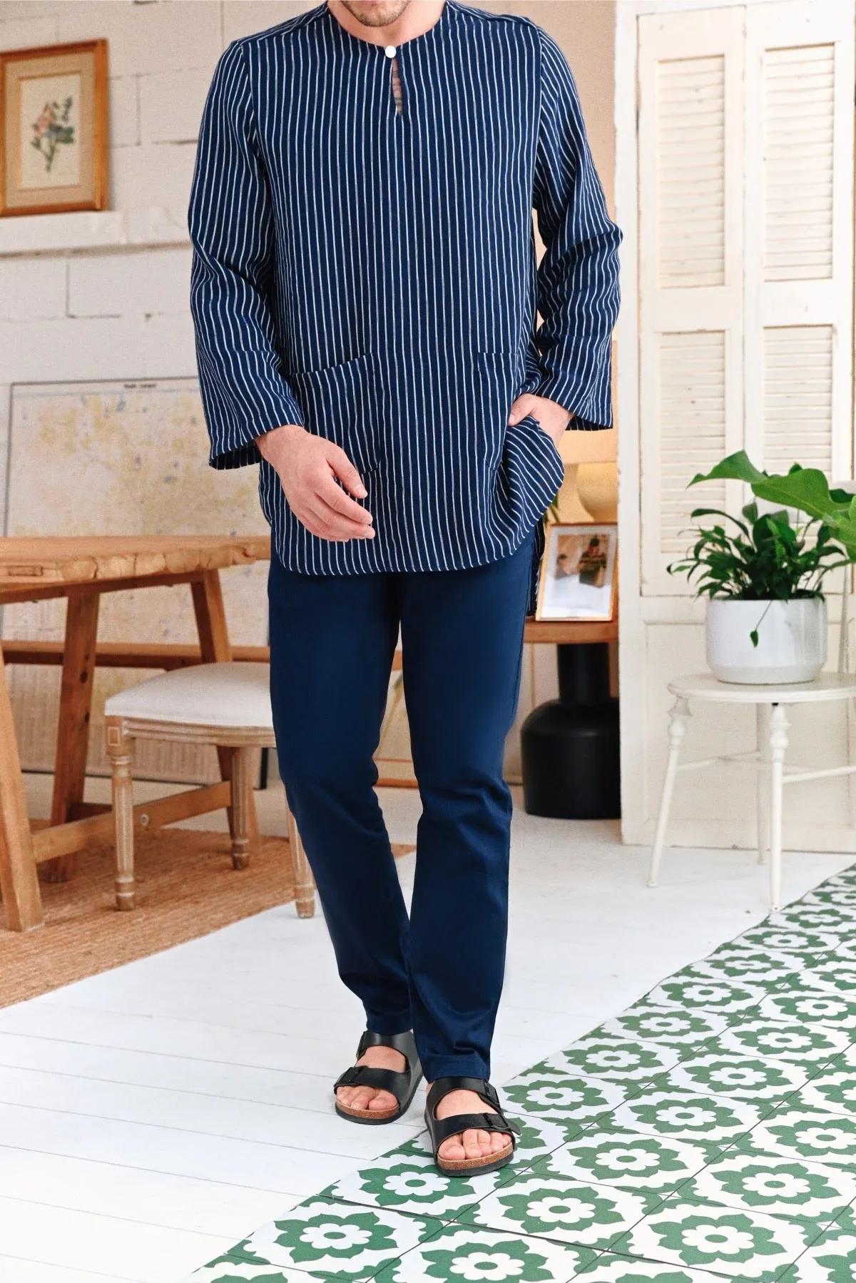 The Perfect Men Slim Fit Pants - Navy Blue