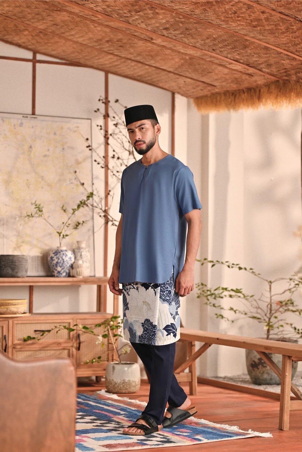 The Perfect Men Slim Fit Pants - Navy Blue