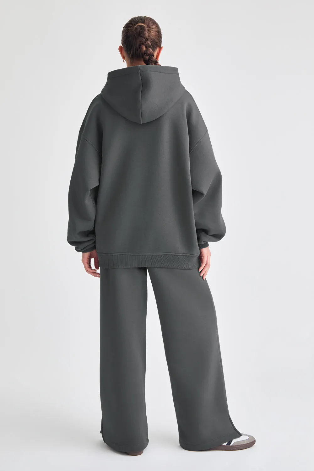 WIDE LEG CLUB LOGO JOGGER - CHARCOAL
