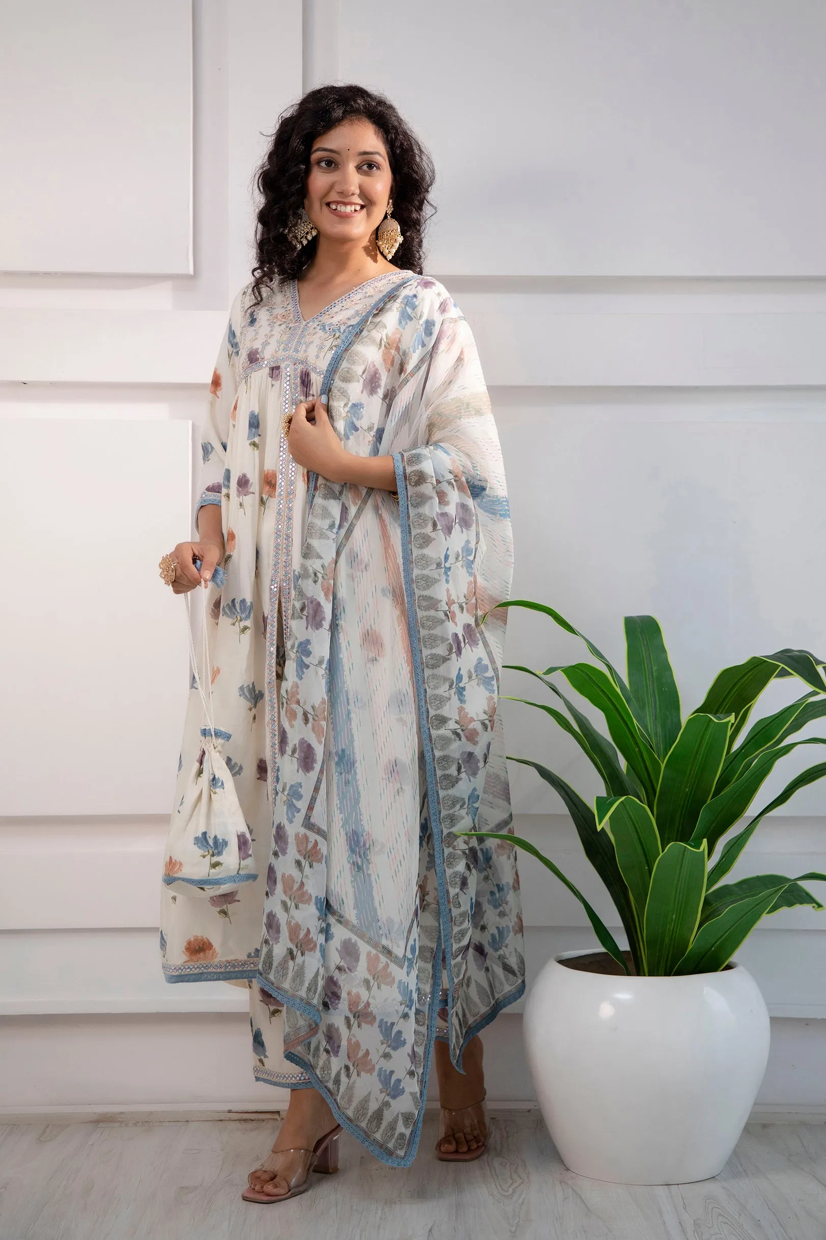 Women's Muslin Cream Alia Cut A-line Ethnic Set